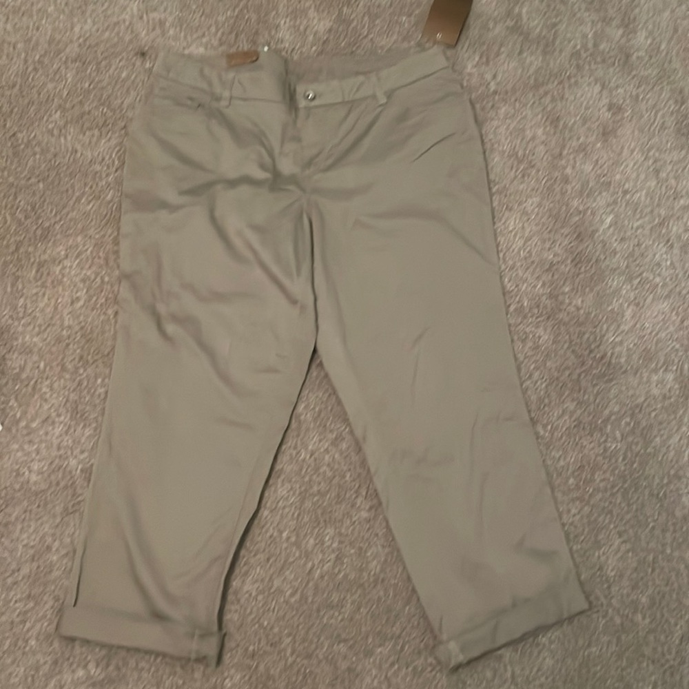 Sonoma Relaxed Fit cropped pants